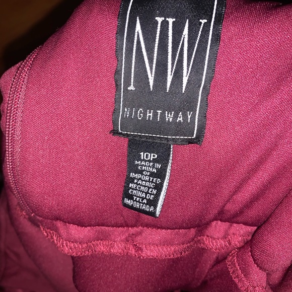 Burgundy dress size 10P - Picture 4 of 4